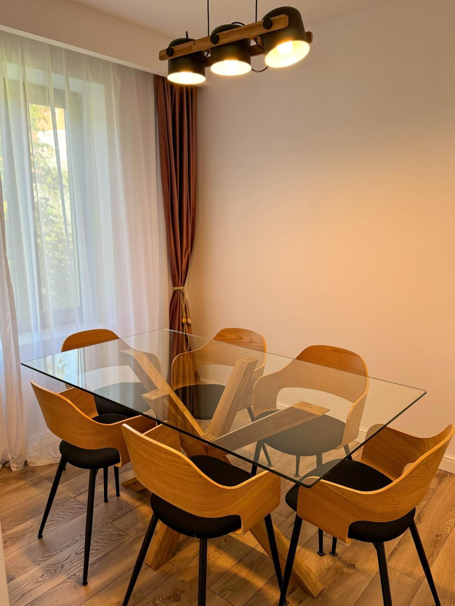 Divine moments apartment@Calbucet ski slope Predeal Eksteriør bilde